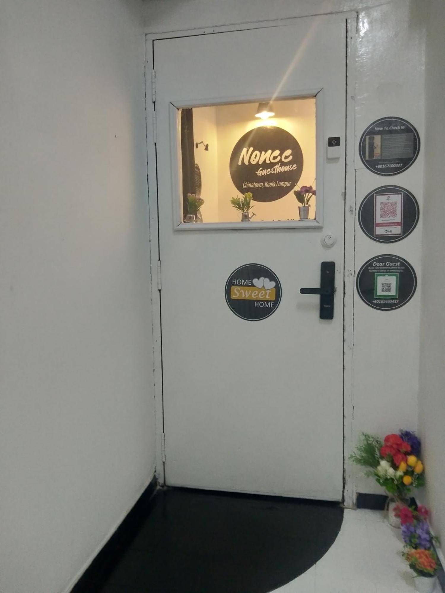 Nonee Guesthouse クアラルンプール エクステリア 写真