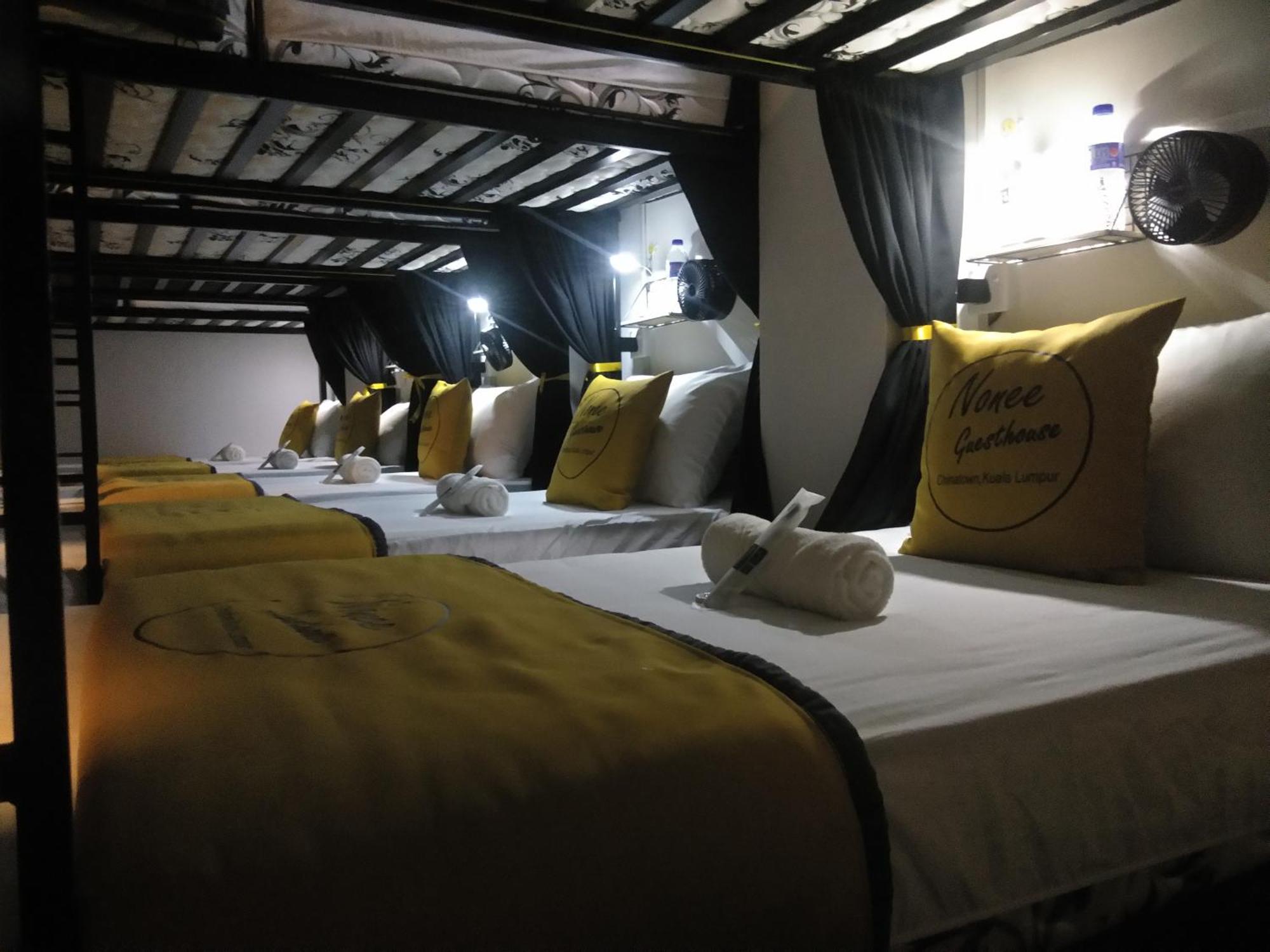 Nonee Guesthouse クアラルンプール エクステリア 写真