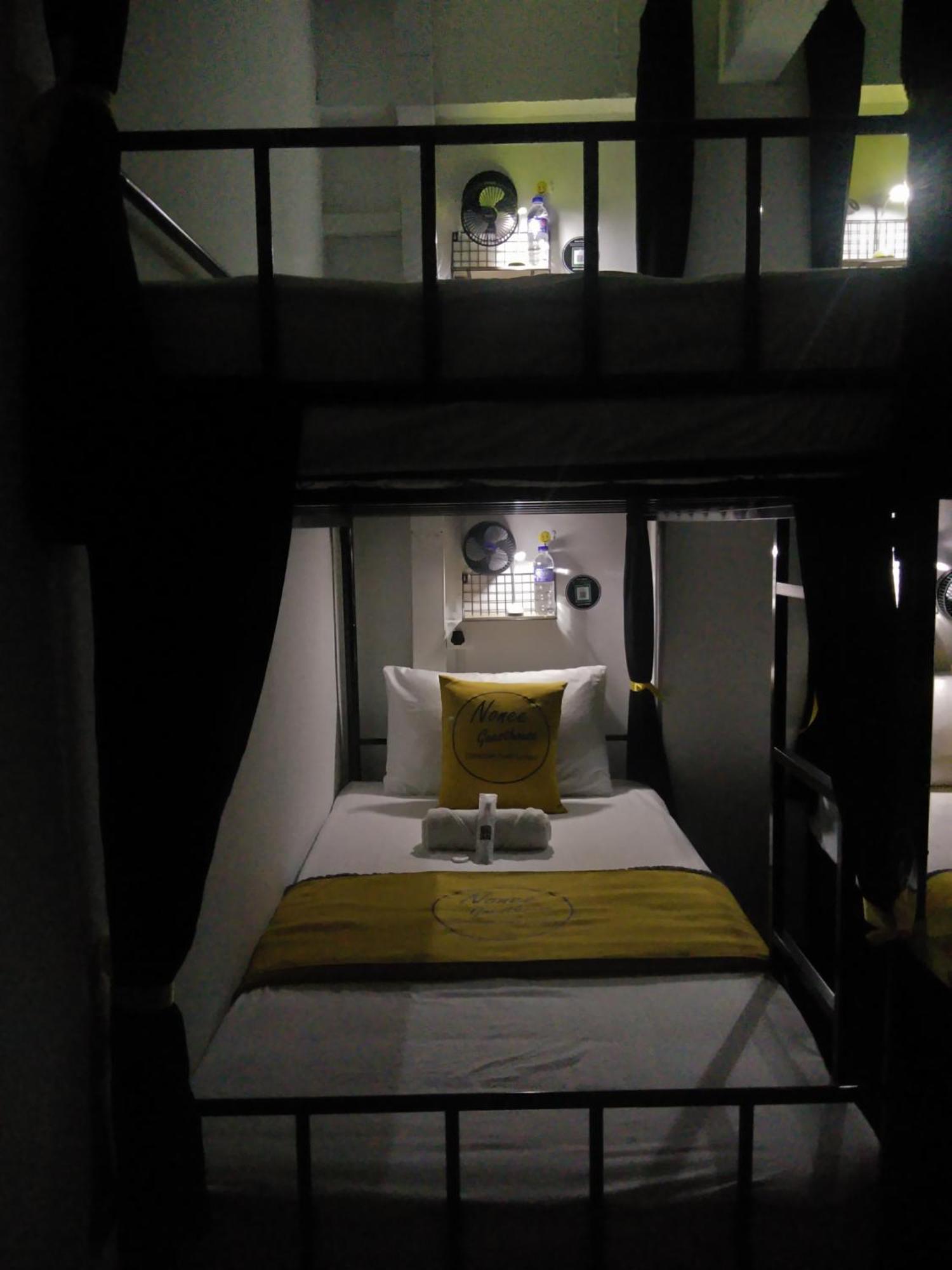 Nonee Guesthouse クアラルンプール エクステリア 写真