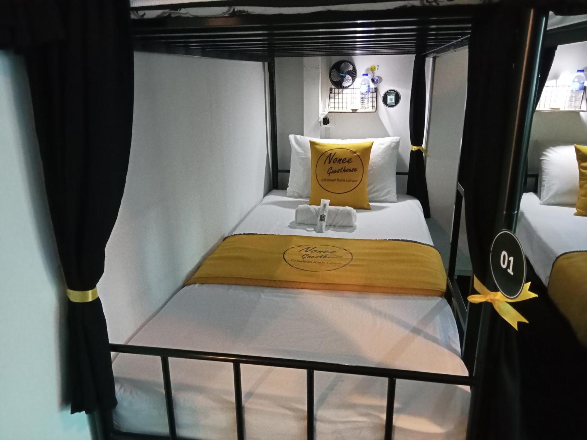 Nonee Guesthouse クアラルンプール エクステリア 写真